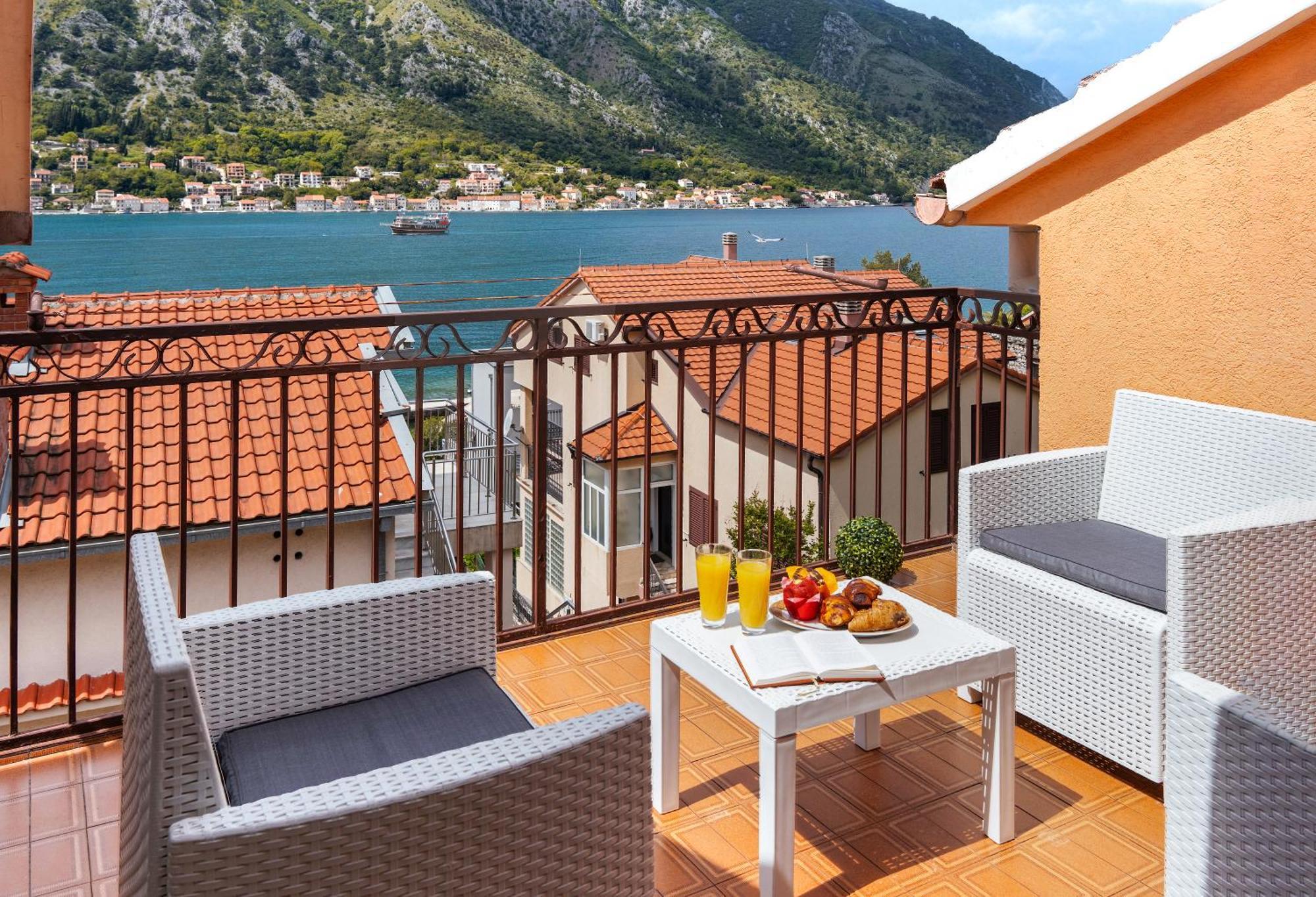 Apartment Busola Kotor Zewnętrze zdjęcie