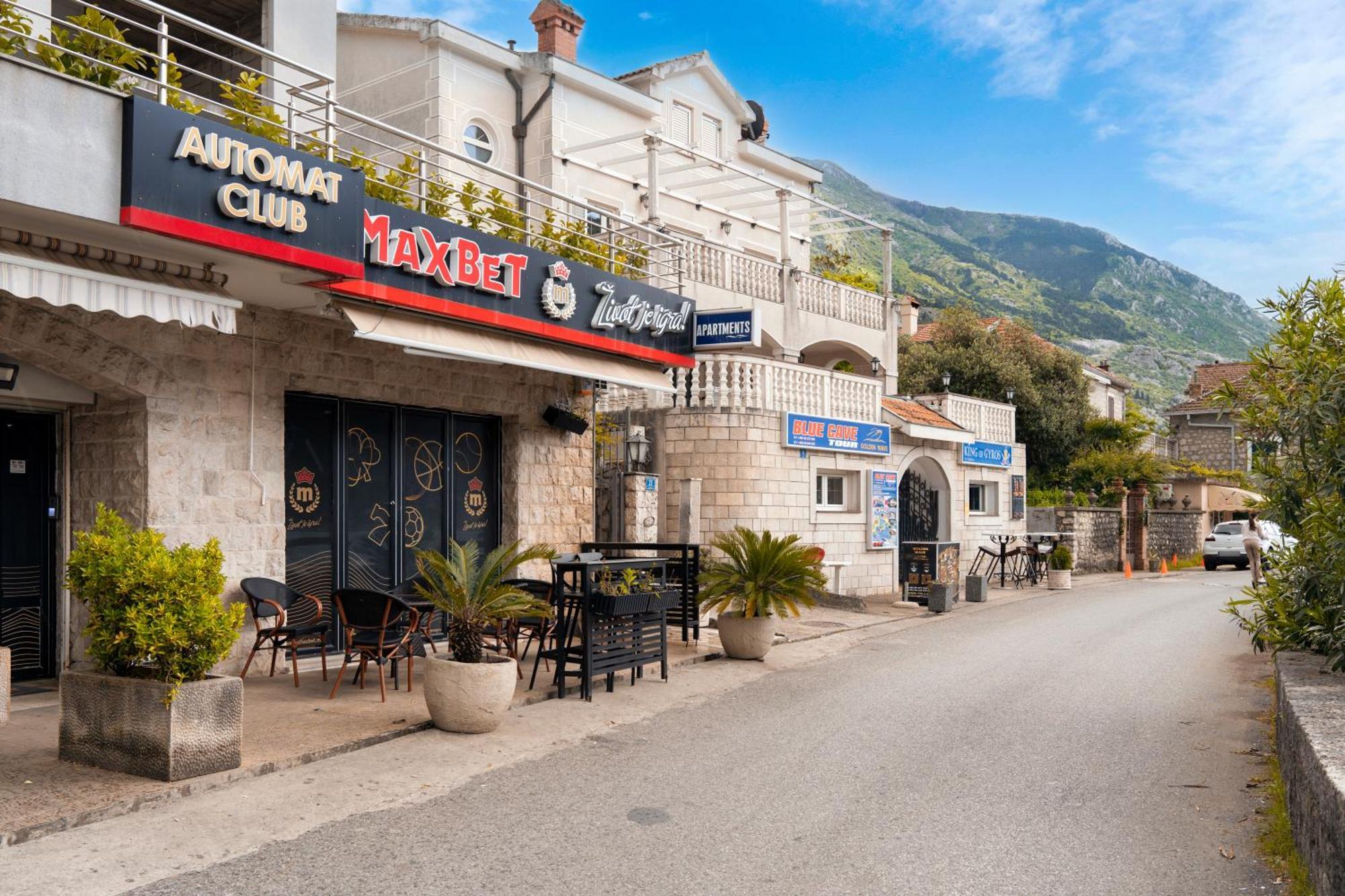Apartment Busola Kotor Zewnętrze zdjęcie