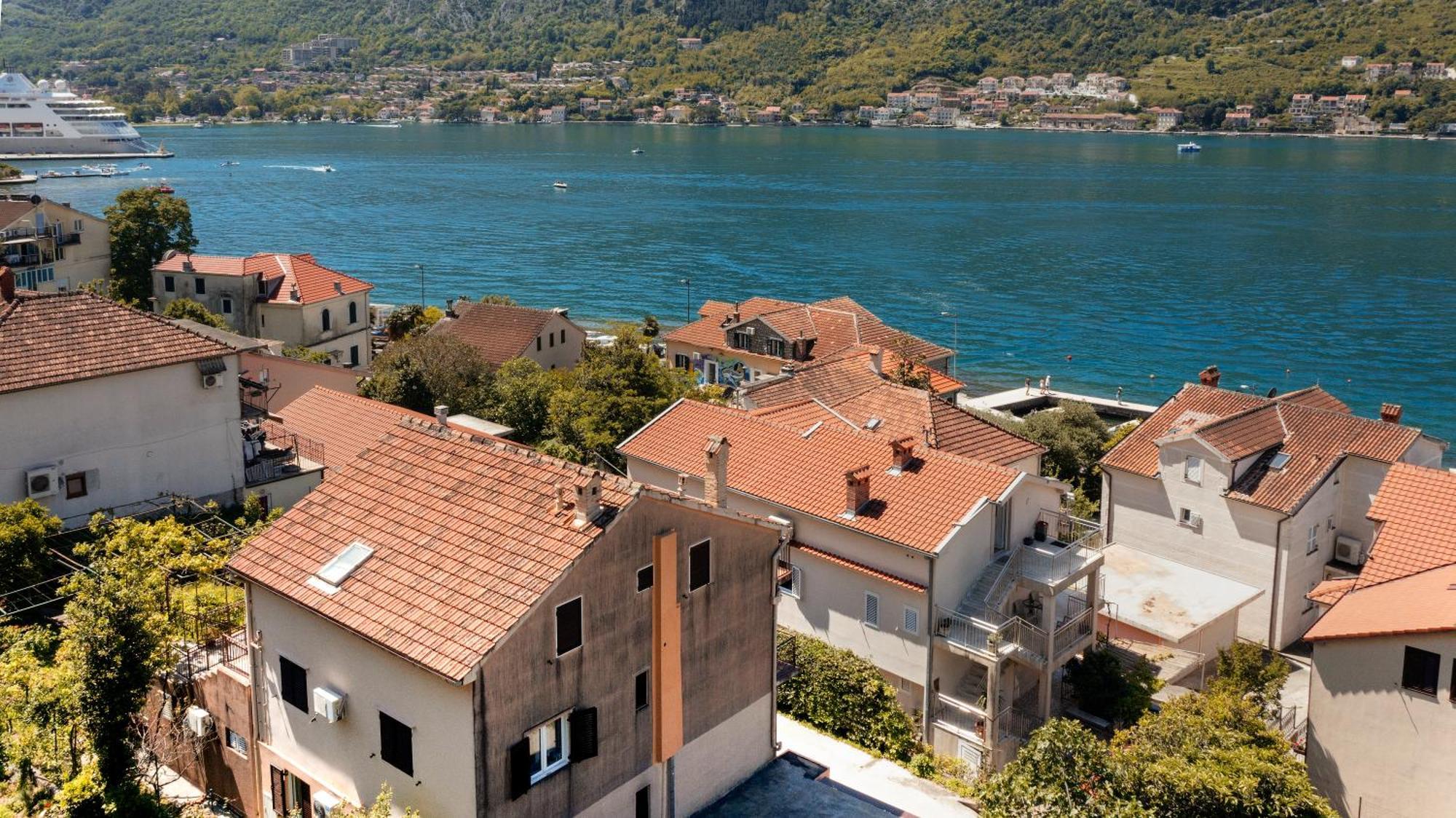 Apartment Busola Kotor Zewnętrze zdjęcie